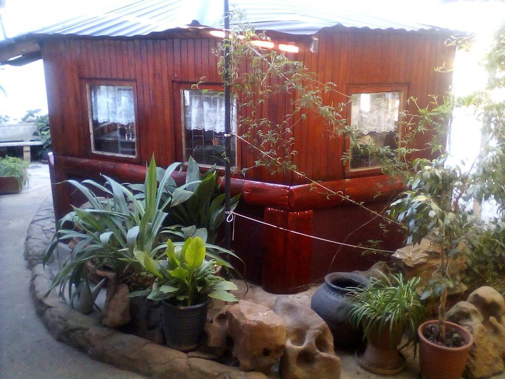 Pat'S Place Machadodorp ภายนอก รูปภาพ